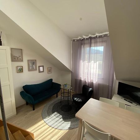 Apartman Emmi โลชนา นาดเด เดสเนา ภายนอก รูปภาพ