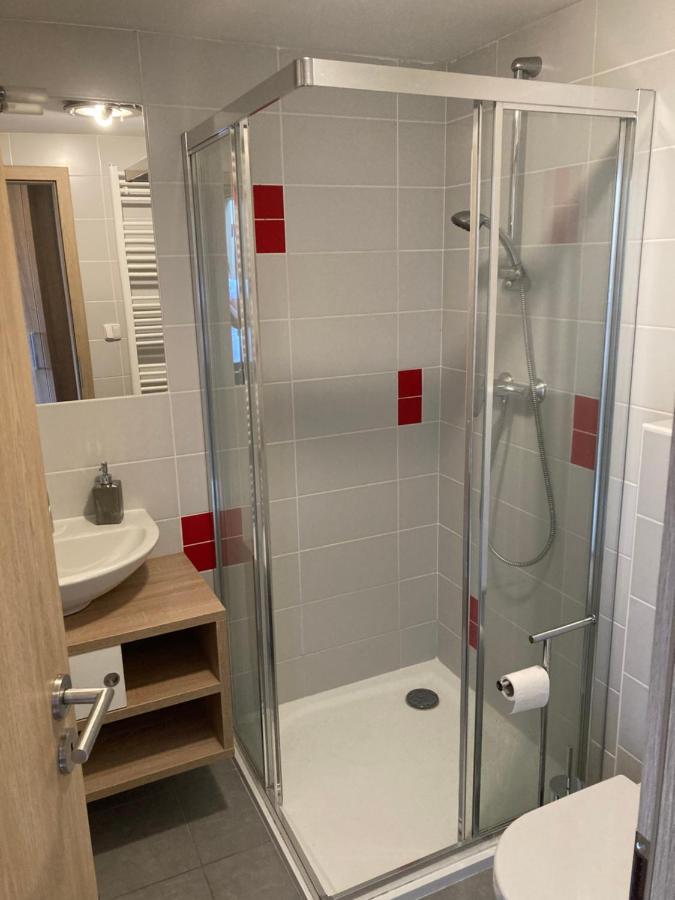 Apartman Emmi โลชนา นาดเด เดสเนา ภายนอก รูปภาพ