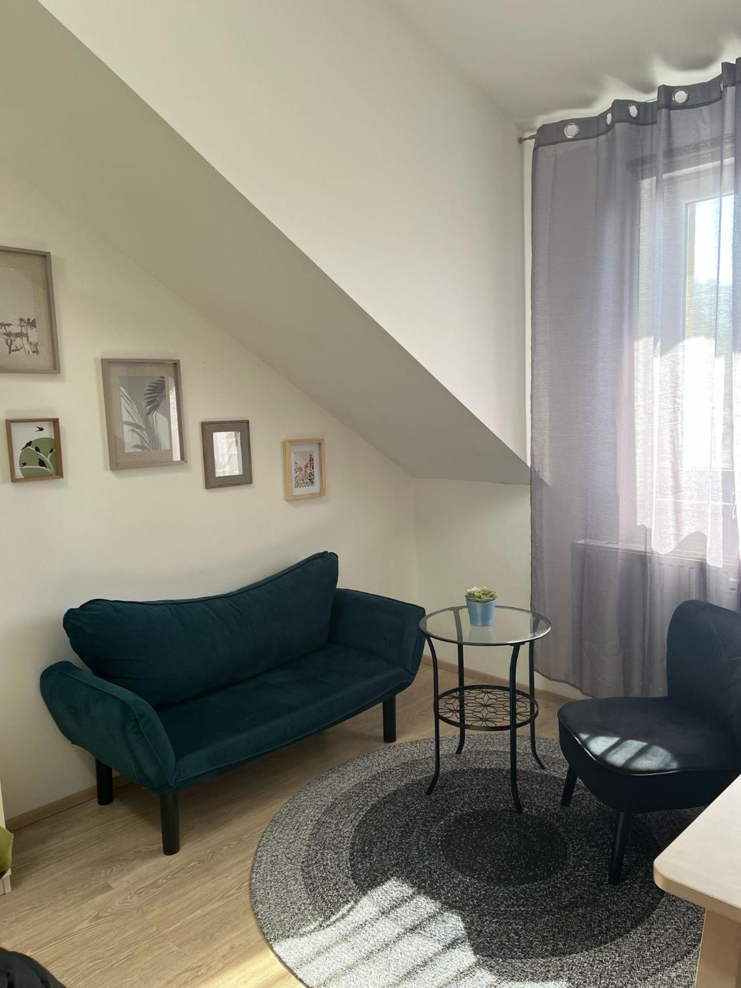 Apartman Emmi โลชนา นาดเด เดสเนา ภายนอก รูปภาพ